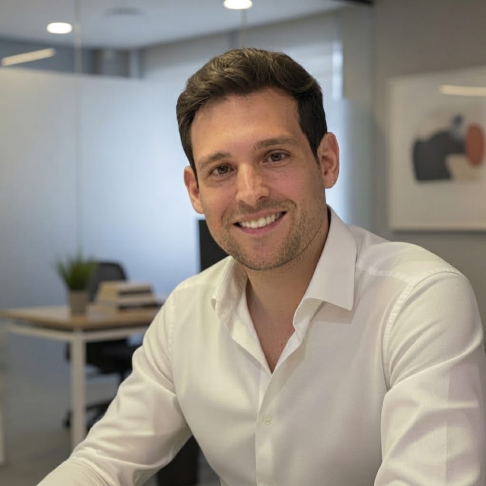 Portrait de Jérôme AILI, fondateur de J-AI Systems
